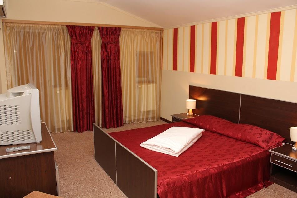 Hotel T23 Iasi Exterior foto
